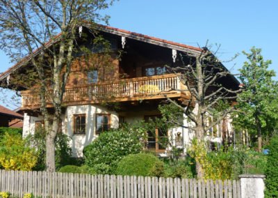 Ferienwohnungen im rustikalen Landhaus mit Balkon und Garten